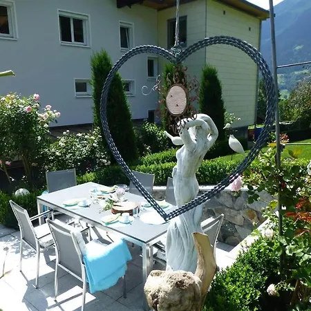 Zint Bed & Breakfast Sankt Gallenkirch